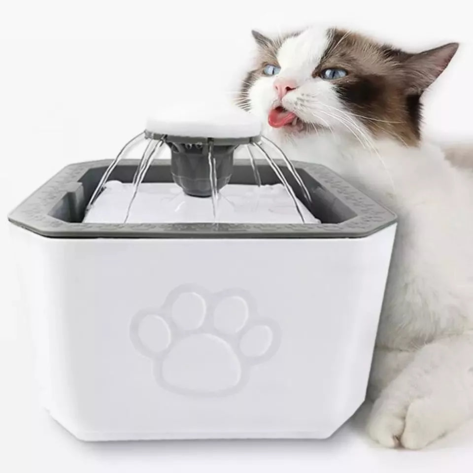 Fuente De Agua Para Gatos Y Perros 2.5Lt